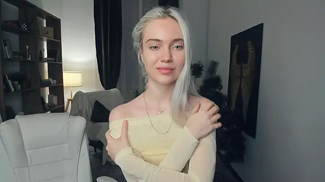 KristalCrowner's cam snapshot