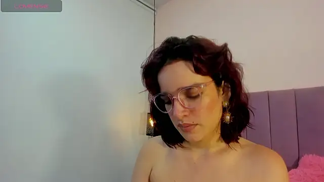 Annyrosee's cam snapshot