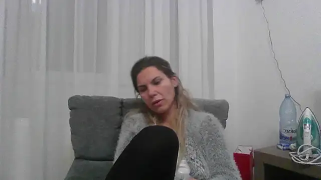 FeliciaKrige live sex cam