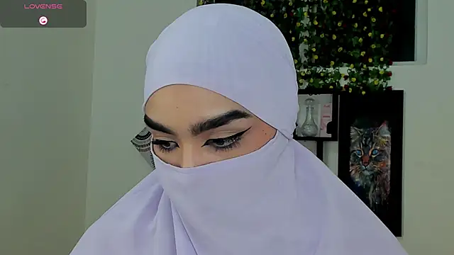 Maissa_Alabi's cam snapshot