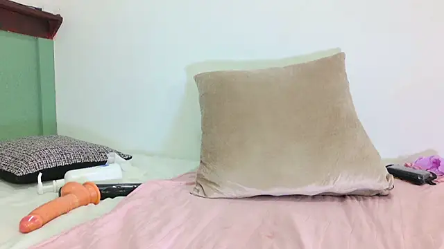 ximenna_w's cam snapshot