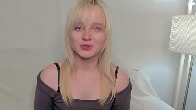 ustimeow's cam snapshot