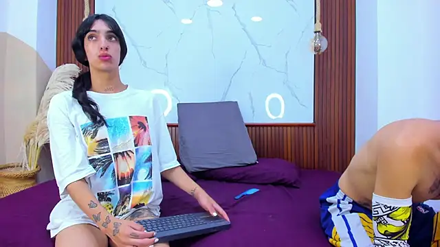 Loversinfire2 live sex cam