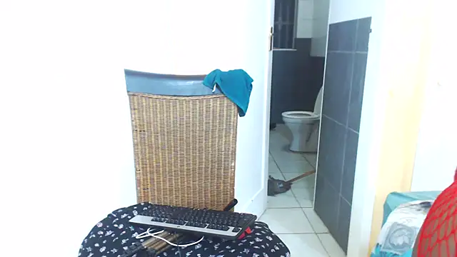 SexySlimTeaX's cam snapshot