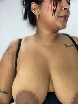 sashaoficial_'s cam snapshot