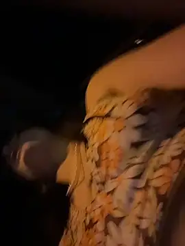 urpuppymoon's cam snapshot