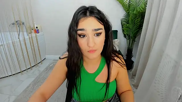 GoldenHeart_1 live sex cam