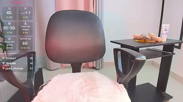 saray_reesee's cam snapshot