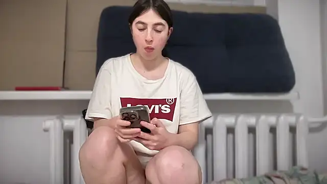 Aphr0ditee's cam snapshot