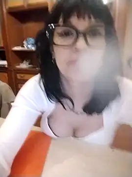 SarettaB90 live sex cam