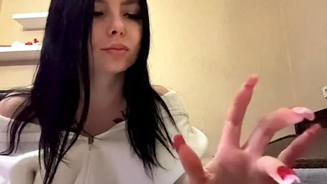 IzolaTyree's cam snapshot