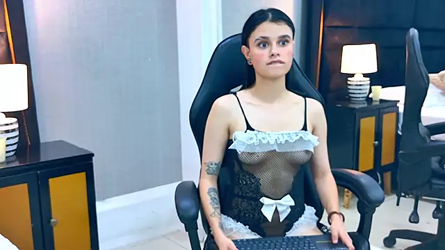 AshleyGingerr's cam snapshot