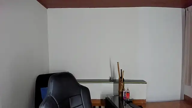 gabriella_live_'s cam snapshot