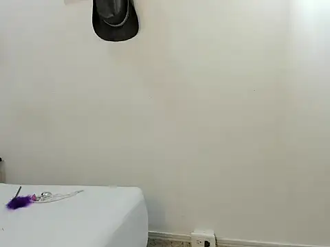 AlissonWanner's cam snapshot