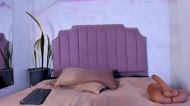 bianca_angel_'s cam snapshot