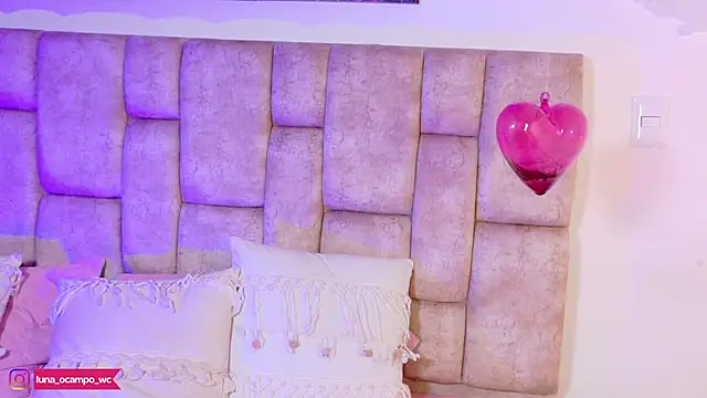 LunaOcampo_'s cam snapshot