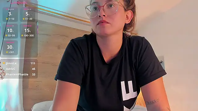 halaaa_1's cam snapshot