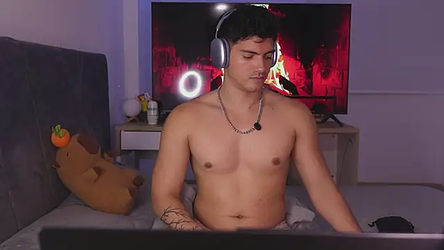 bbbeachboy live sex cam