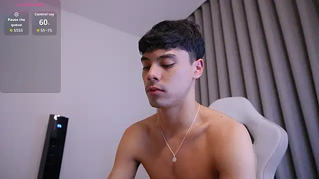 Dammon_Stallion live sex cam