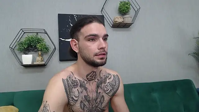 KaneHunter's cam snapshot