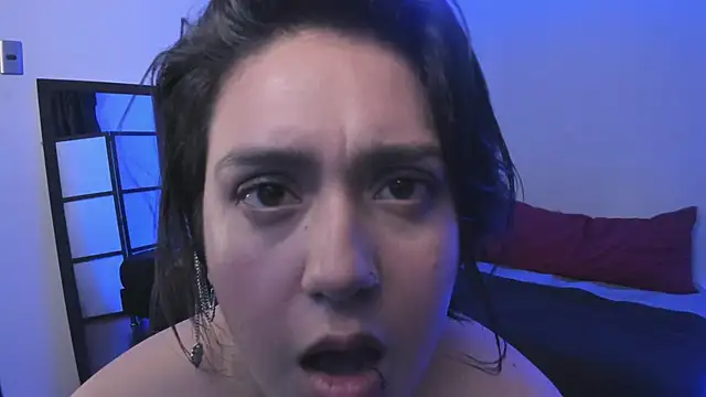 Zoe_hero's cam snapshot