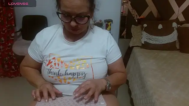 lindaesmeralda's cam snapshot