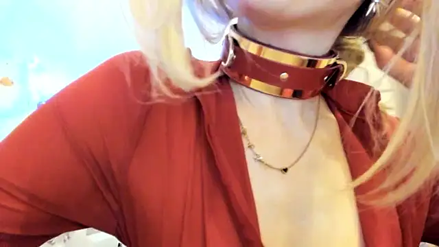 Politeeliza's cam snapshot