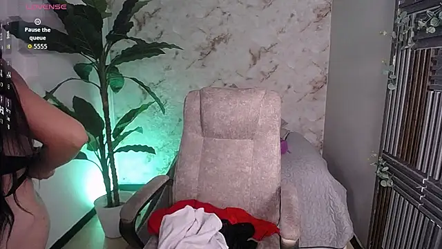 jennaa_milf_'s cam snapshot