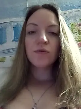 KattyLuuu's cam snapshot