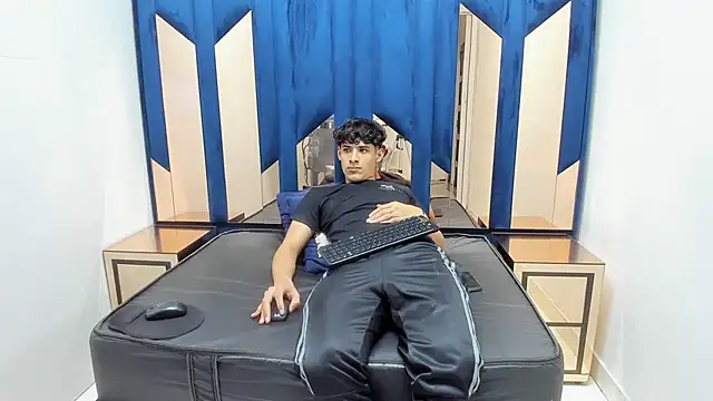 MaxStar26 live sex cam