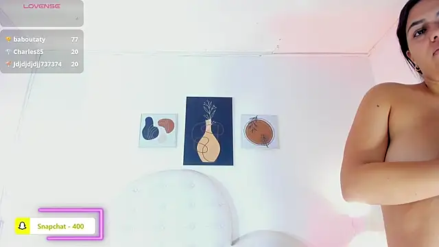 Umarani_ live sex cam