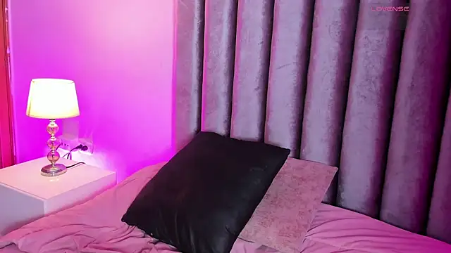 Little_Angelica18 live sex cam