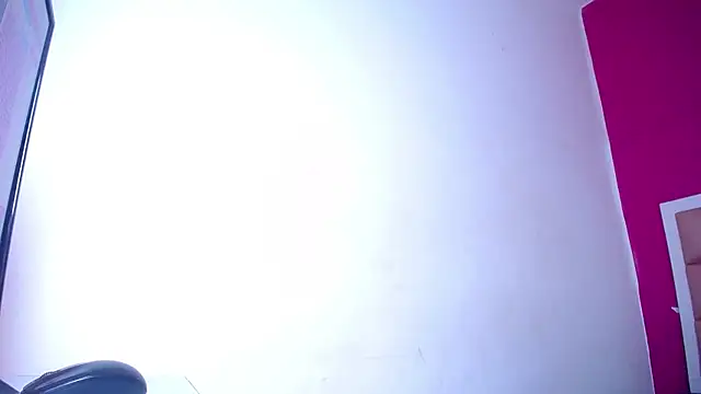 ebonny_suggarmommy1's cam snapshot