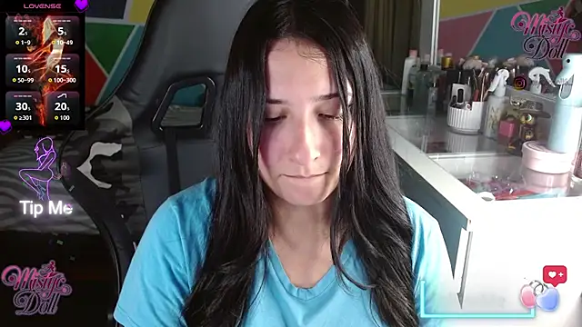 Mysticdooll69's cam snapshot