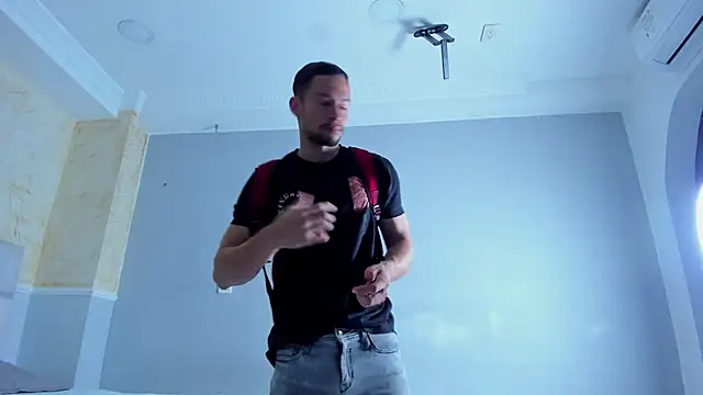 TyagoRoberts_'s cam snapshot