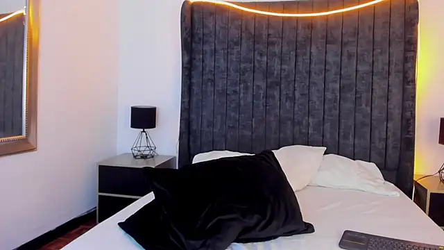 AnnyCherry_'s cam snapshot