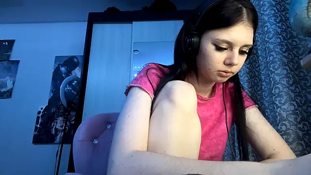 AnGallo's cam snapshot