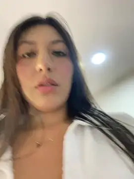 MiaJones21 live sex cam