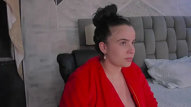 ChannelWhitee_'s cam snapshot