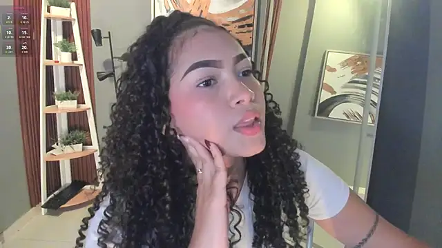 ailann_'s cam snapshot