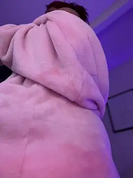 Zarahs_Blare1's cam snapshot