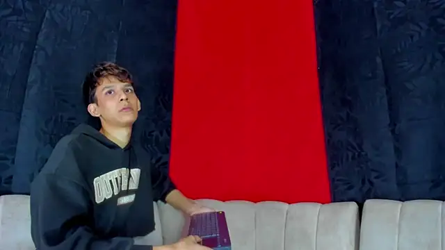 Pleasure_boys_hot live sex cam