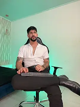 Petesevans live sex cam