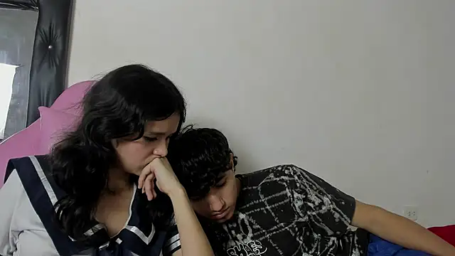 Laura_and_Kevin live sex cam