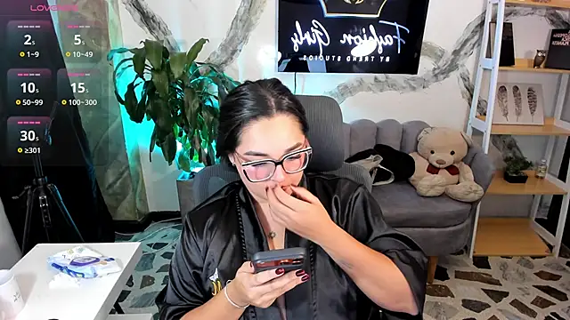 CelesteBrucee live sex cam