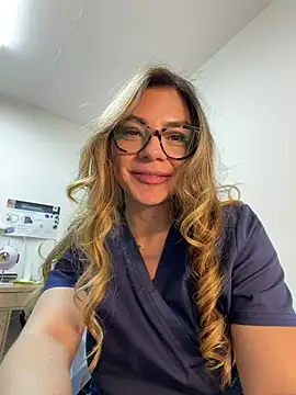 alicee16 live sex cam