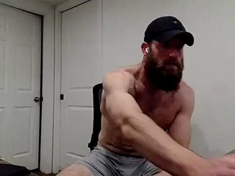 clarkefitness live sex cam