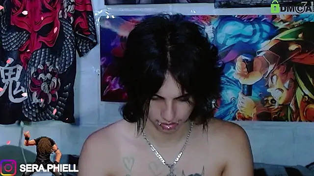 Seraphiell live sex cam