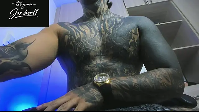 JAXXXONHERD live sex cam