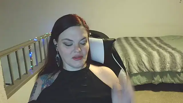 VixieVanderbilt's cam snapshot